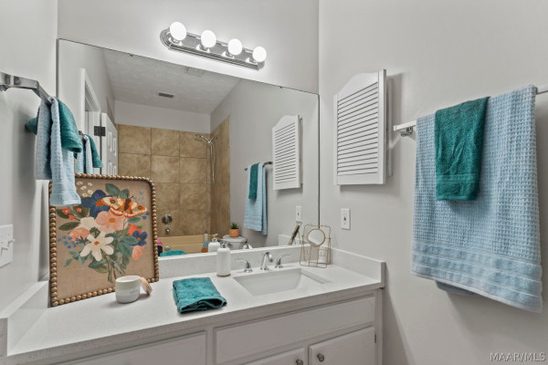 1610 Sandstone Court