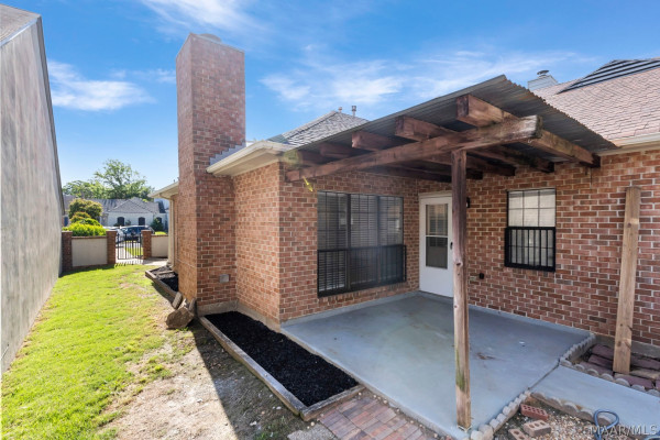 1610 Sandstone Court
