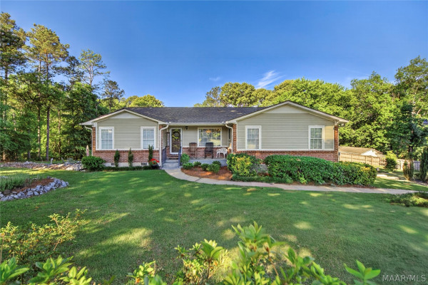 160 Reid Circle