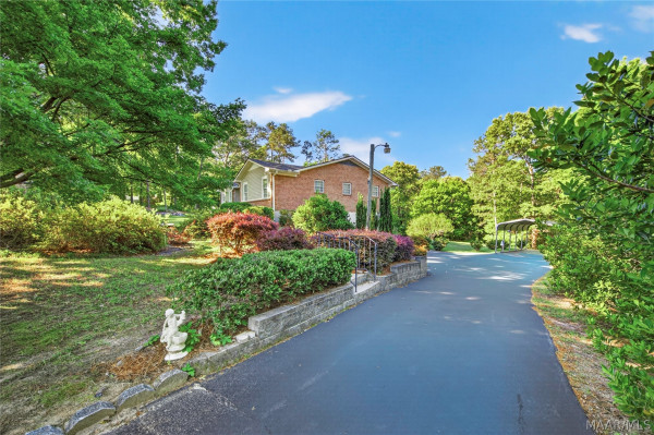 160 Reid Circle