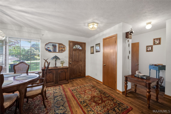 160 Reid Circle