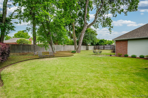 8806 Old Magnolia Way