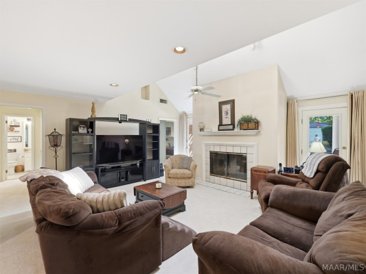 648 Mary Ann Drive