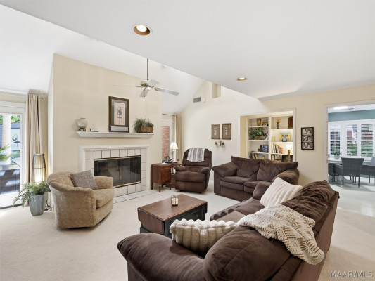 648 Mary Ann Drive