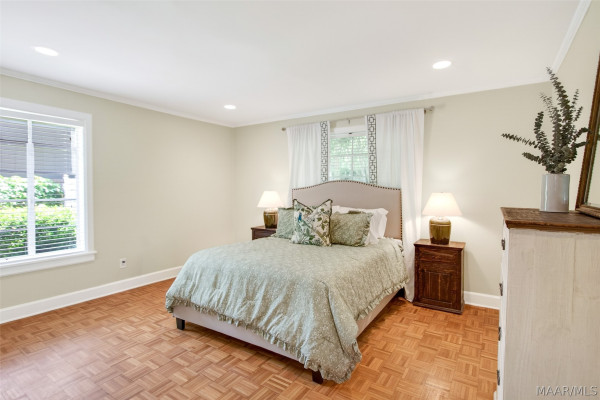 2136 Campbell Road