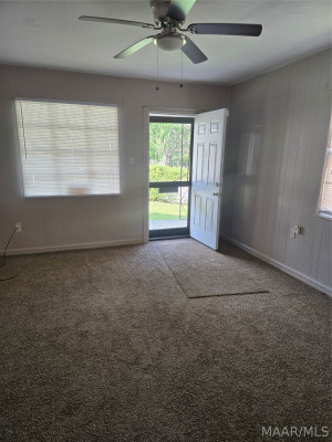 643 CLINTON Street DUPLEX
