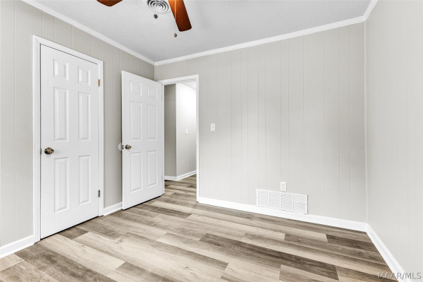 6132 Gladstone Drive