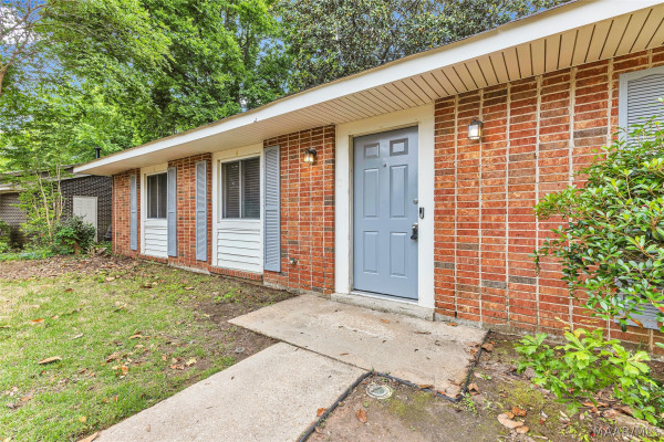 6132 Gladstone Drive