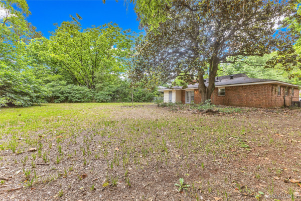 6132 Gladstone Drive