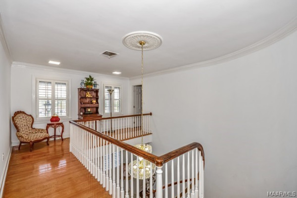 101 St Thomas Avenue
