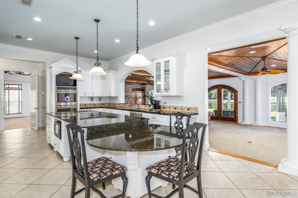 8312 Wynlakes Boulevard