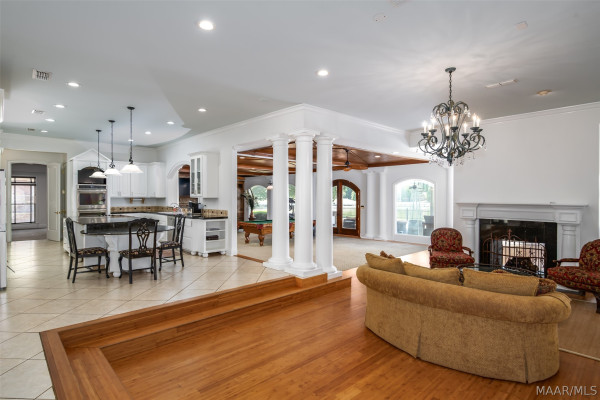 8312 Wynlakes Boulevard