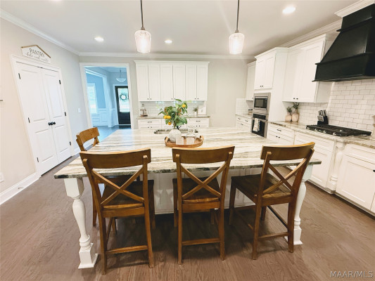1463 Trolley Road