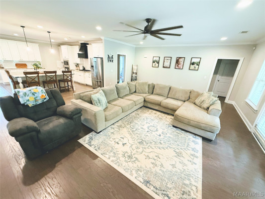 1463 Trolley Road