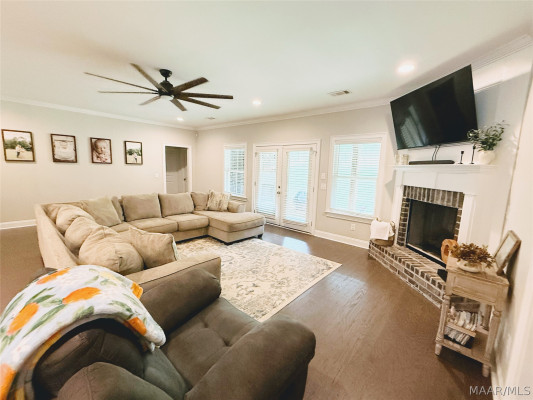1463 Trolley Road