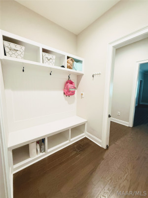 1463 Trolley Road