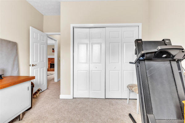 225 Twin Oaks Lane