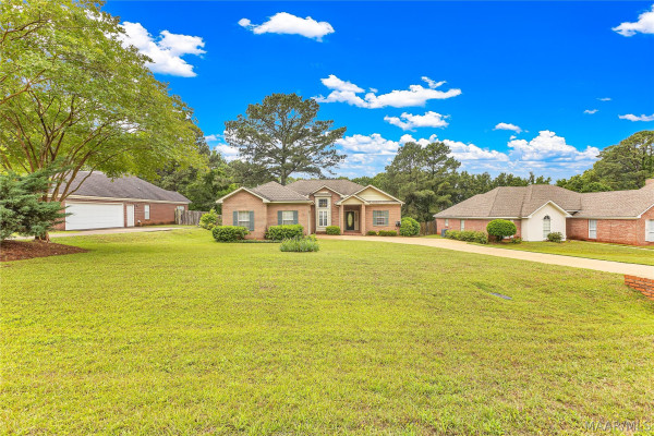 225 Twin Oaks Lane