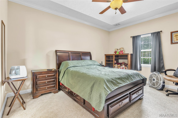 225 Twin Oaks Lane