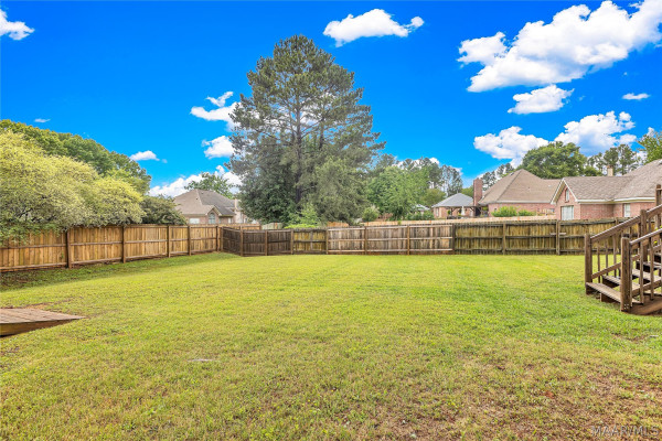 225 Twin Oaks Lane