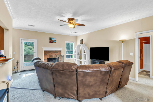 225 Twin Oaks Lane