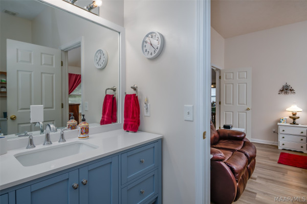 509 Glenmede Lane