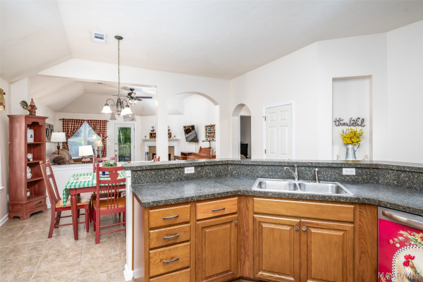 509 Glenmede Lane