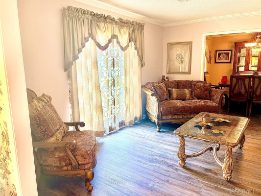 5878 Bridle Path