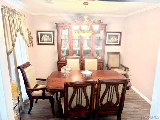 5878 Bridle Path