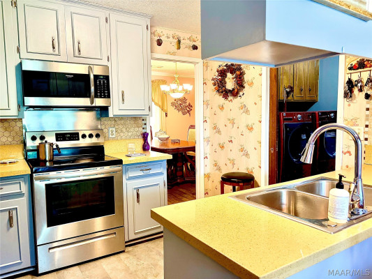 5878 Bridle Path