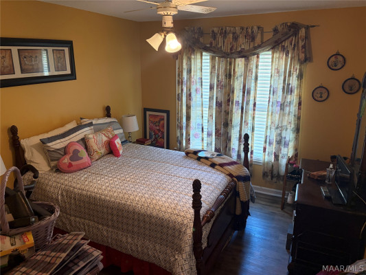 5878 Bridle Path
