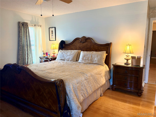 5878 Bridle Path