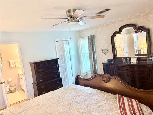 5878 Bridle Path