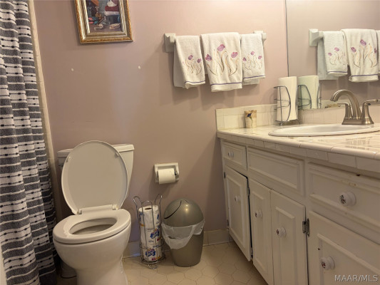 5878 Bridle Path