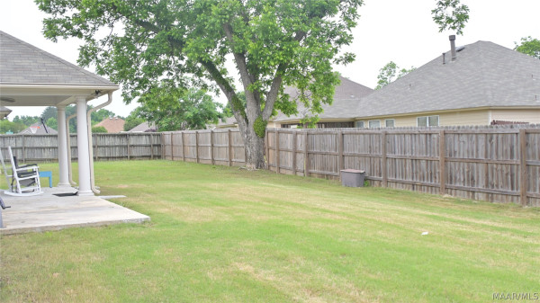 528 Lismore Place