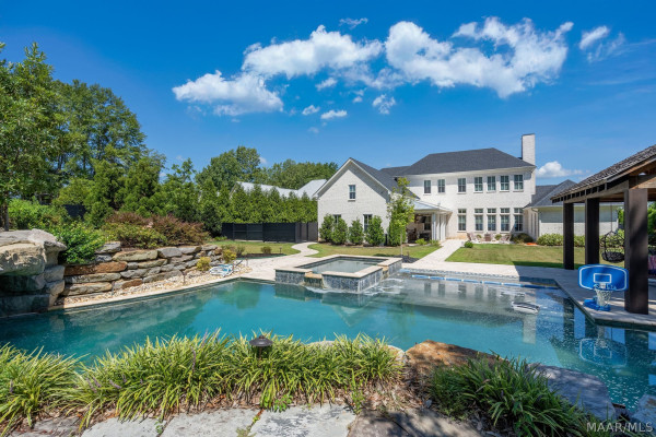 28 Waters Lane