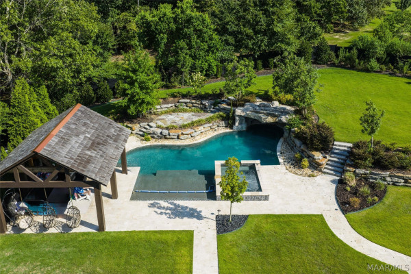 28 Waters Lane