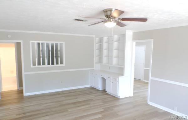 2160 Powell Lane