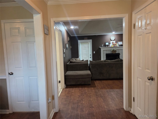 2700 FAIR OAKS Drive