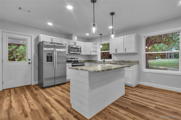 26 Pleasant Hill Road