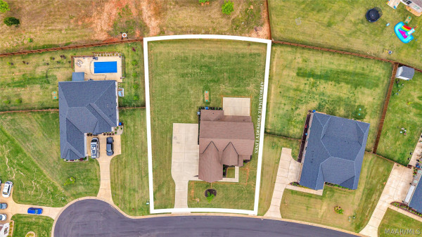 526 Midland Drive