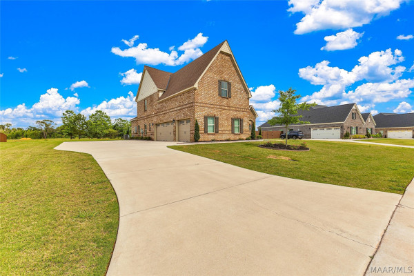 526 Midland Drive