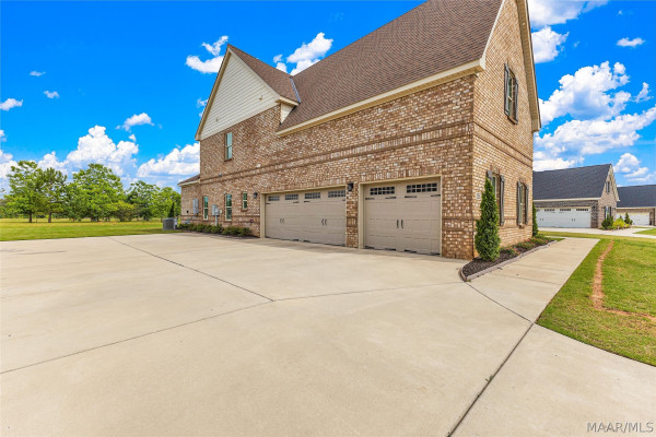 526 Midland Drive