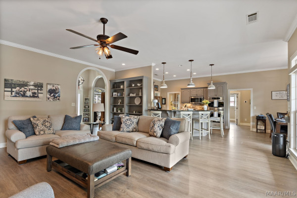 2610 Savannah Drive
