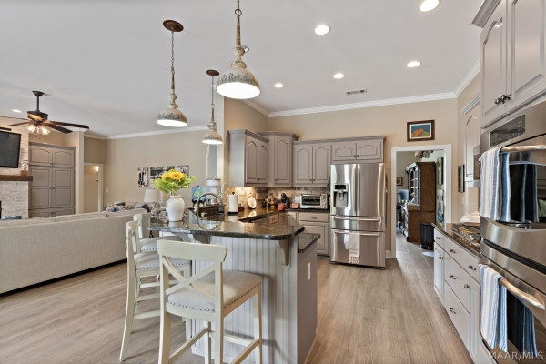 2610 Savannah Drive