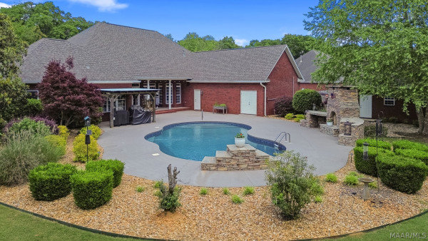 2610 Savannah Drive