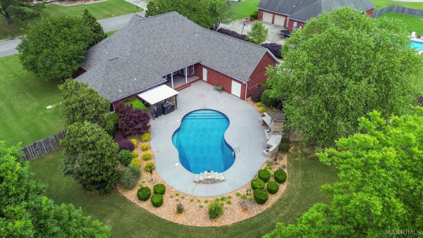 2610 Savannah Drive