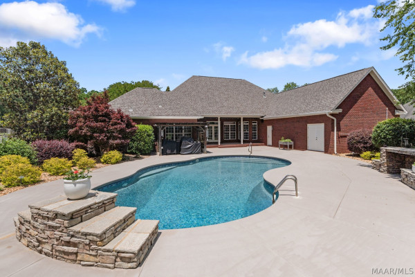 2610 Savannah Drive