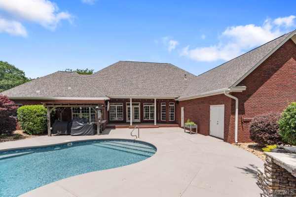 2610 Savannah Drive