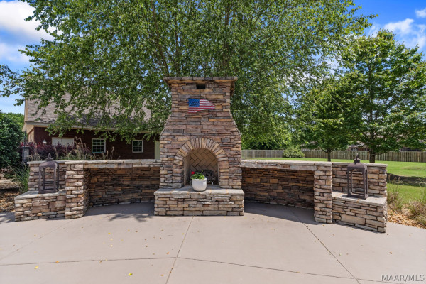 2610 Savannah Drive